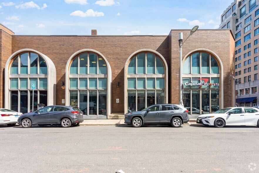 More Photos Of 799 Boylston St, Boston Freestanding For Lease
