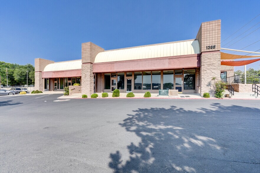 More Photos Of 1365-1385 Iron Springs Rd, Prescott Unknown For Lease