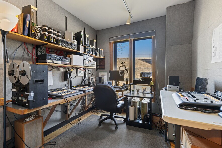 More Photos Of 4700 Walnut St, Boulder Office For Sale