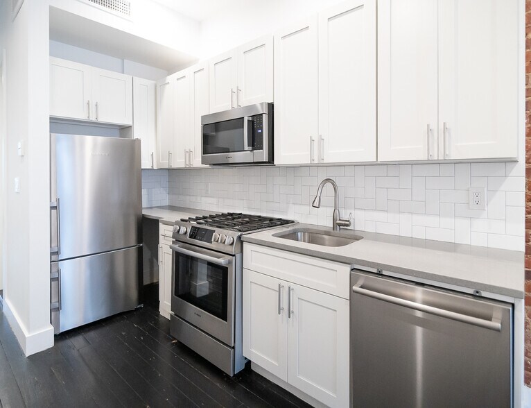 More Photos Of 51 Driggs Ave, Brooklyn Apartments For Sale