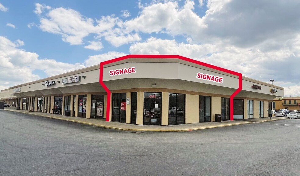 More Photos Of 8151 Brook Rd, Richmond Unknown For Lease