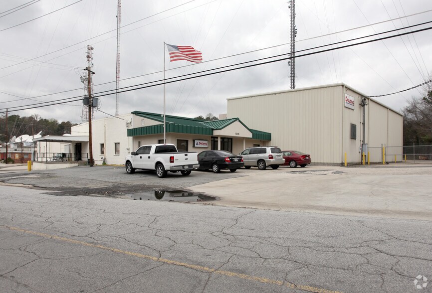 More Photos Of 1202 & 1216 Zonolite Rd NE, Atlanta Warehouse For Lease