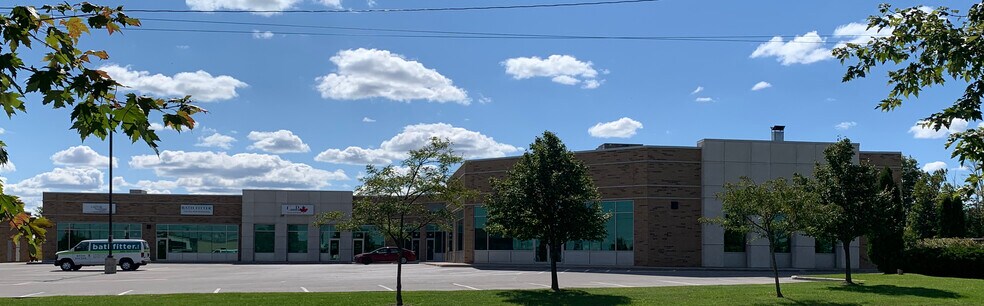 More Photos Of 61 King St, Barrie Light Manufacturing For Sale