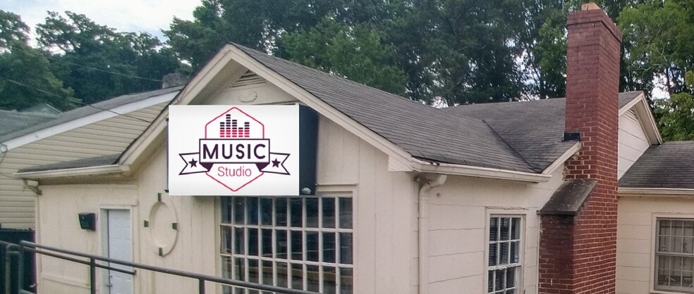 More Photos Of 2232 SW Cascade Rd, Atlanta Freestanding For Sale