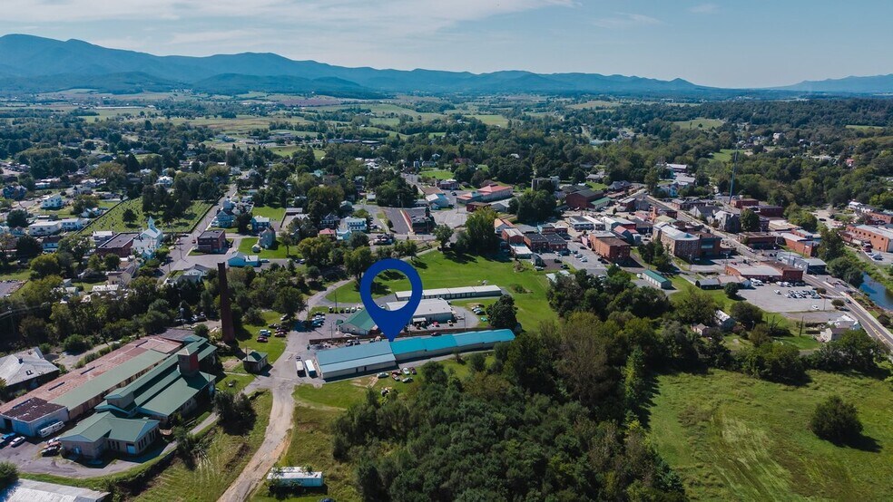 Primary Photo Of 211 Tannery Rd, Luray Warehouse For Sale