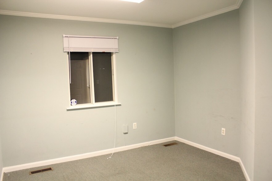 More Photos Of 11303-11327 Amherst Ave, Wheaton Office Residential For Sale