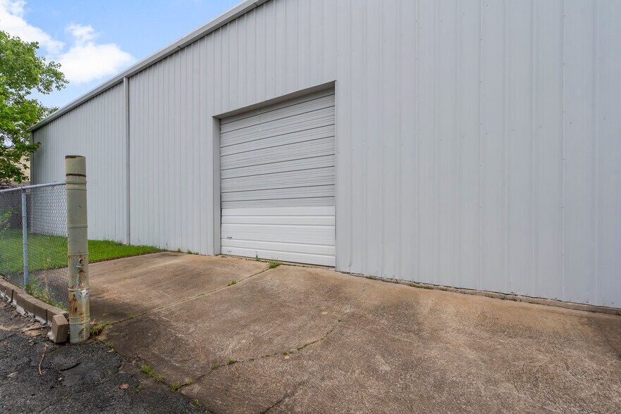 More Photos Of 5440 S 101st East Ave, Tulsa Warehouse For Sale