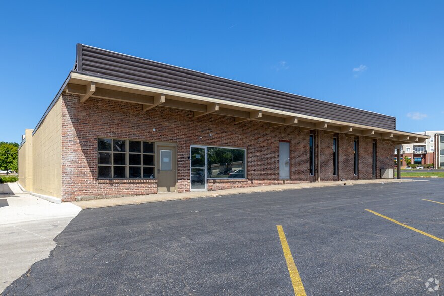 More Photos Of 1620-1620 SW Washburn Ave, Topeka General Retail For Sale