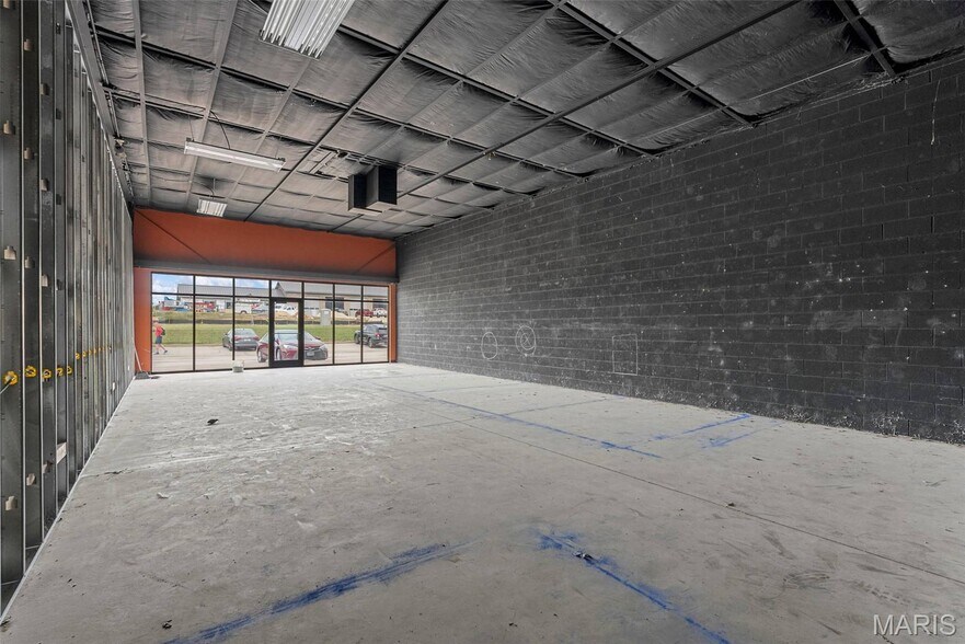 More Photos Of 212 Immanuel Ave, New Haven General Retail For Sale