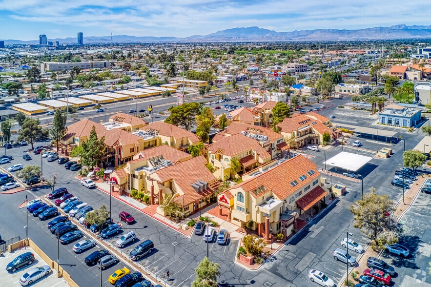 More Photos Of 2800 W Sahara Ave, Las Vegas Storefront For Lease