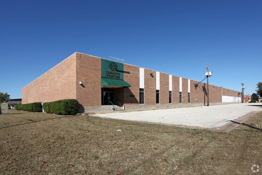 More Photos Of 4803-4809 S Westmoreland Rd, Dallas Distribution For Sale