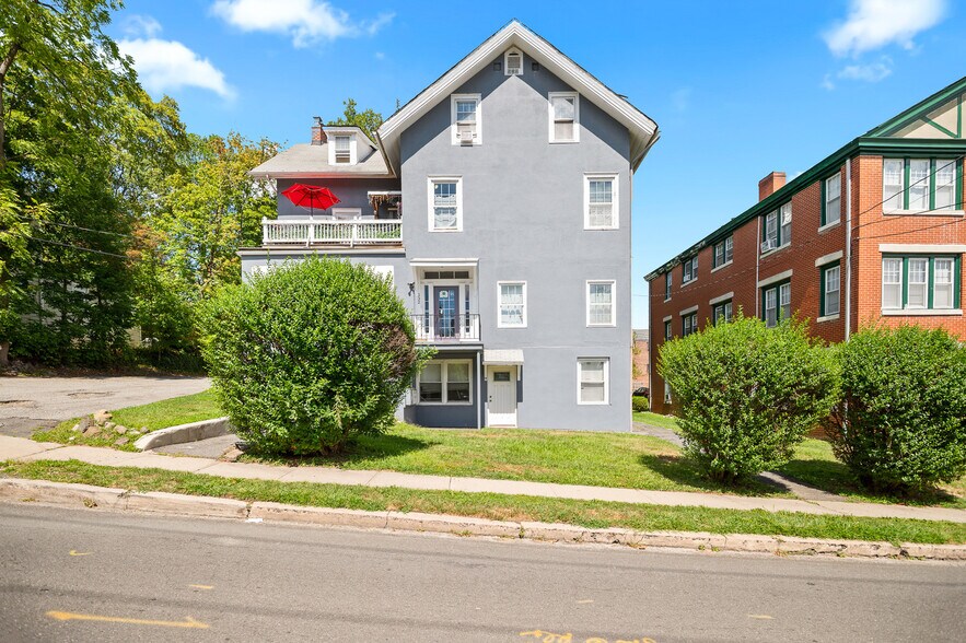 More Photos Of 128-132 High Ave, Nyack Apartments For Sale