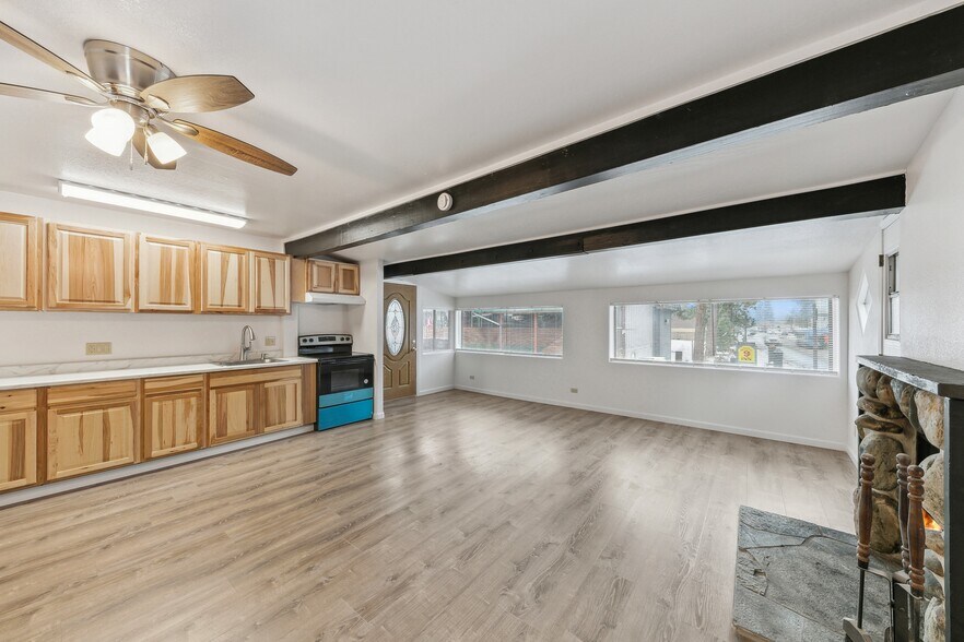 More Photos Of 3893 Pioneer Trail, South Lake Tahoe Apartments For Sale