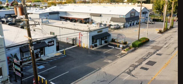 More Photos Of 2560-2590 Lafayette St, Santa Clara Warehouse For Lease