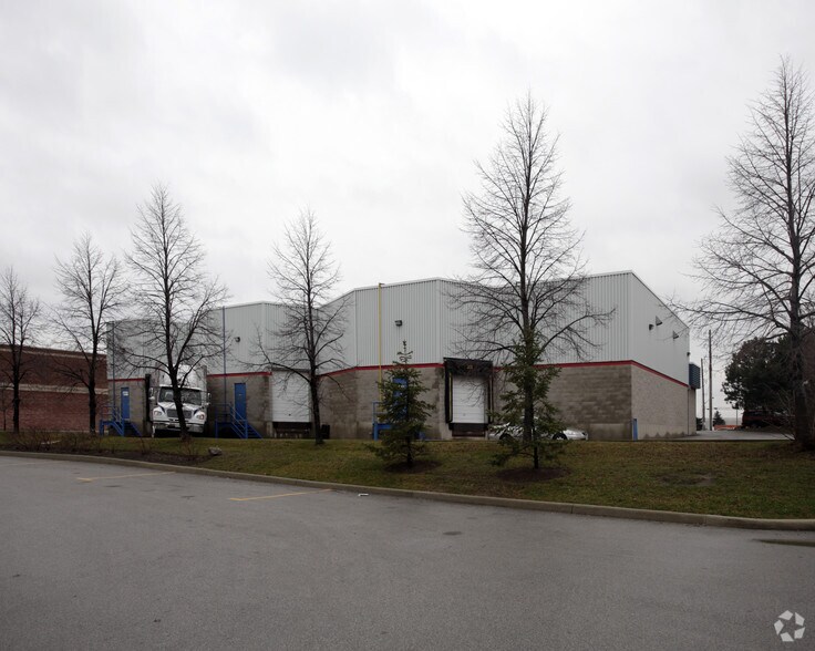 More Photos Of 1327-1329 Heine Crt, Burlington Warehouse For Lease