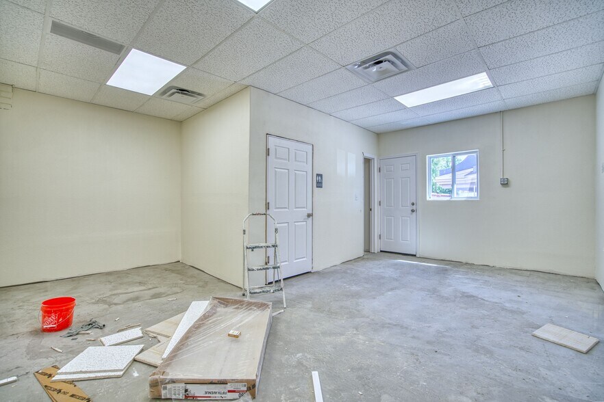 More Photos Of 516 Main St, Longmont General Retail For Sale