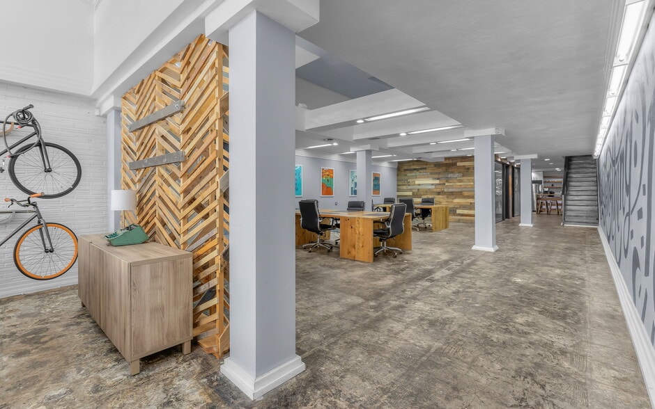 More Photos Of 211 W Freemason St, Norfolk Office Residential For Sale