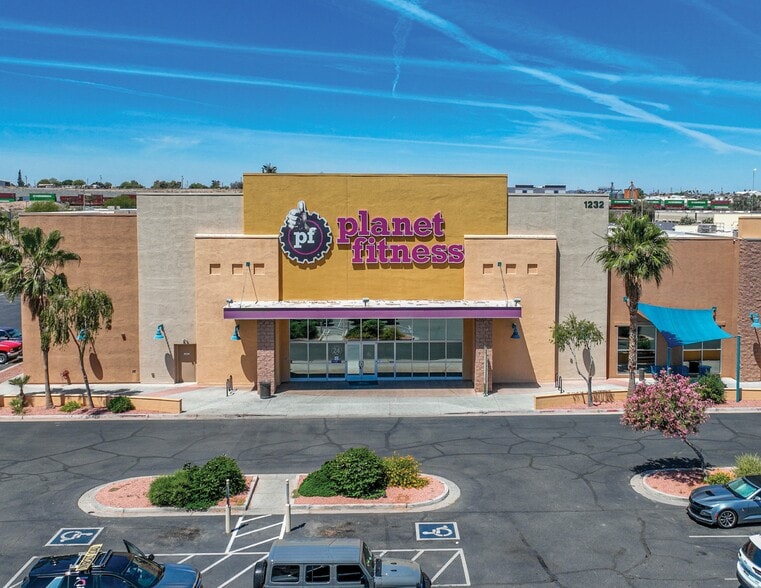 More Photos Of 1232 S Castle Dome Ave, Yuma Health Club For Sale