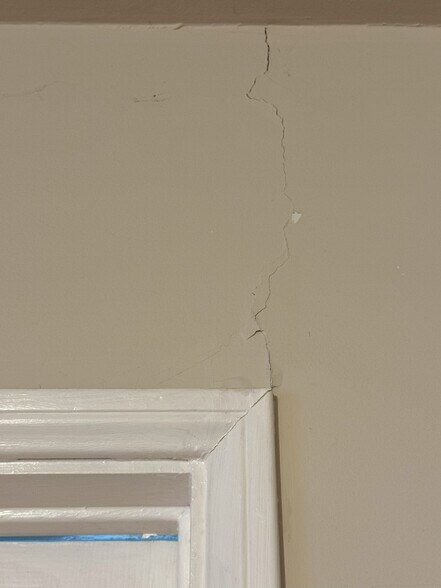 More Photos Of 10811 Amigo Ave, Porter Ranch Specialty For Sale