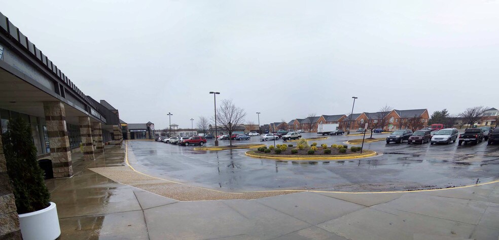 More Photos Of 3041-3134 Golansky Blvd, Woodbridge General Retail For Sale