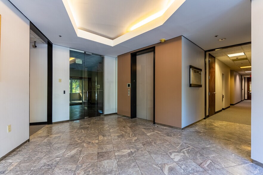 More Photos Of 1700 Water Pl SE, Atlanta Office For Lease