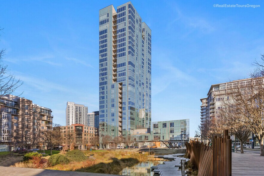 More Photos Of 1022 NW Overton St, Portland Multifamily For Sale