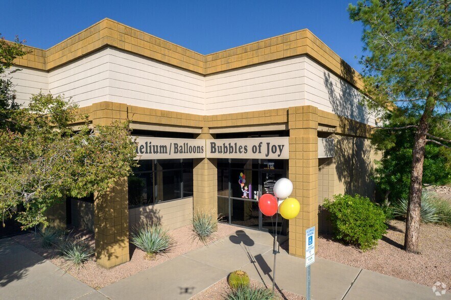 More Photos Of 75 W Baseline Rd, Gilbert Warehouse For Lease