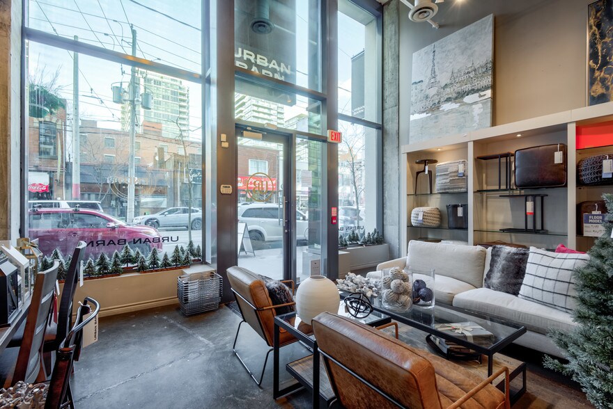 More Photos Of 275 King St E, Toronto Apartments For Lease