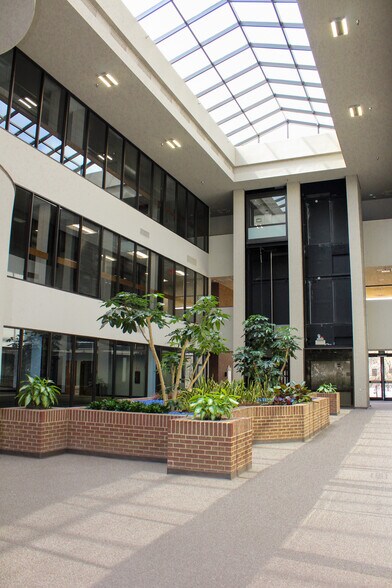 More Photos Of 150 Westpark Way, Euless Office For Lease