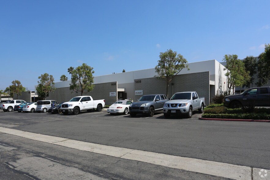 Primary Photo Of 1402-1408 N Batavia St, Orange Flex For Lease