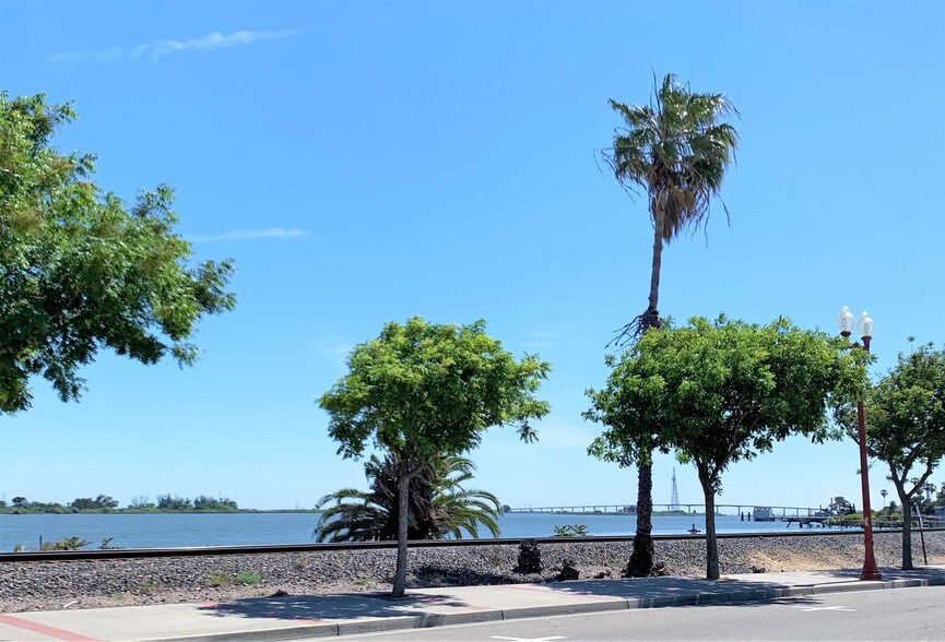 More Photos Of 512-514 W 2nd St, Antioch Freestanding For Lease