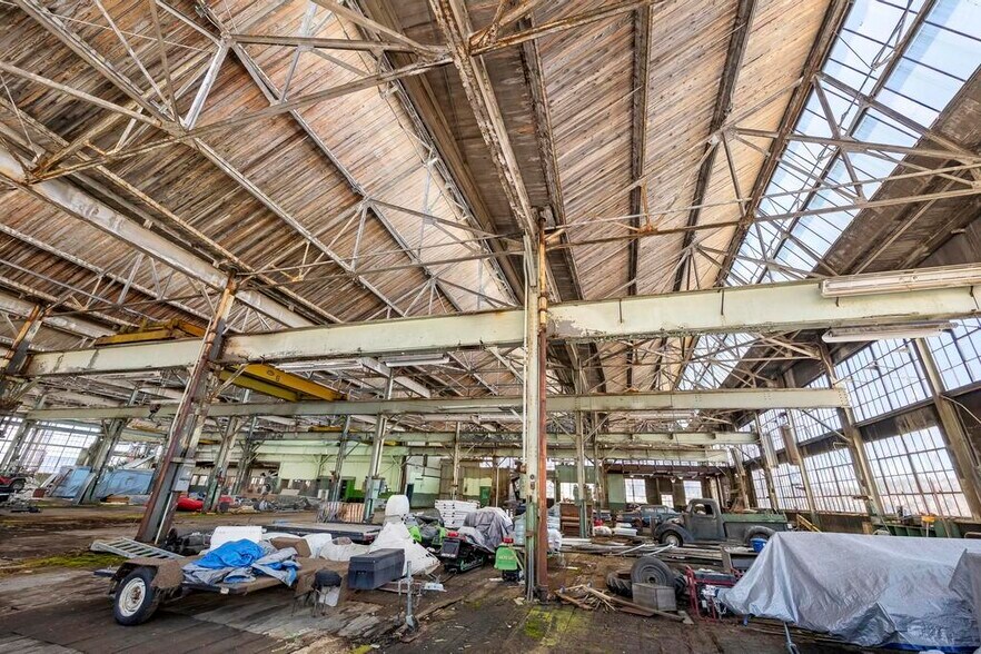 More Photos Of 244 Anaconda Rd, Butte Warehouse For Sale