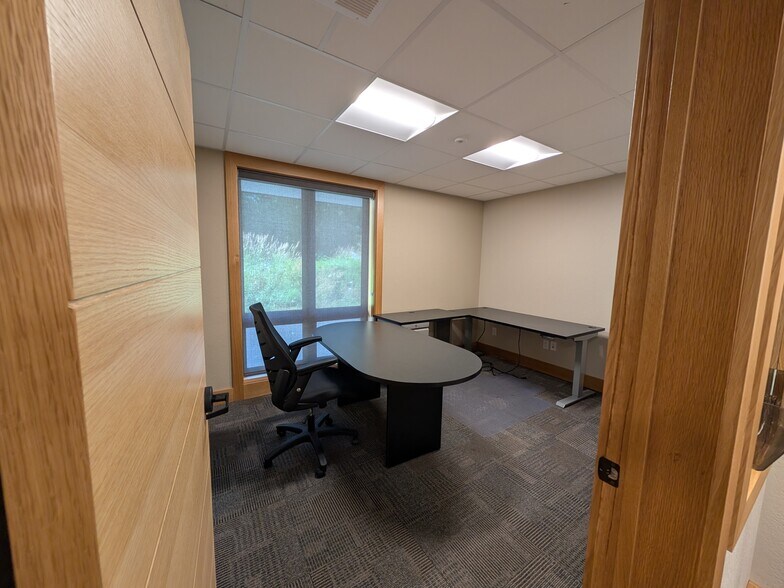 More Photos Of 5616 Third Ave, Ferndale Medical For Lease