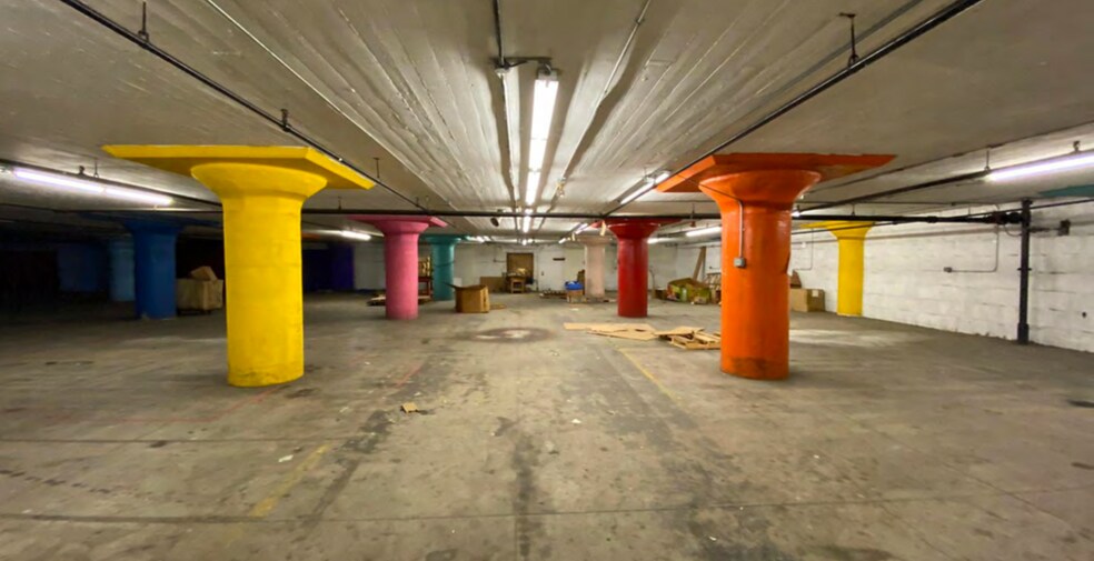 More Photos Of 25-143 King St, New Bedford Light Manufacturing For Sale