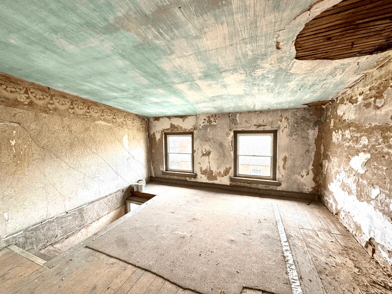 More Photos Of 264 Walnut St, Phoenixville Apartments For Sale