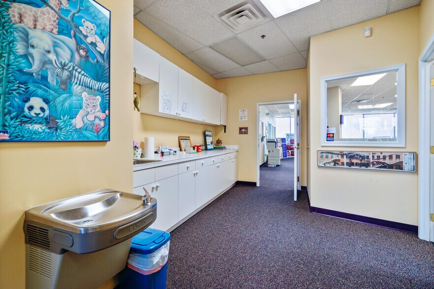 More Photos Of 4437 Brookfield Corporate Dr, Chantilly Medical For Sale