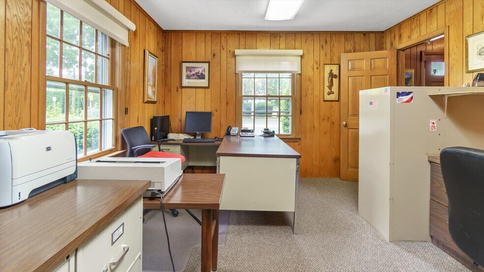 More Photos Of , Cutchogue Office For Sale