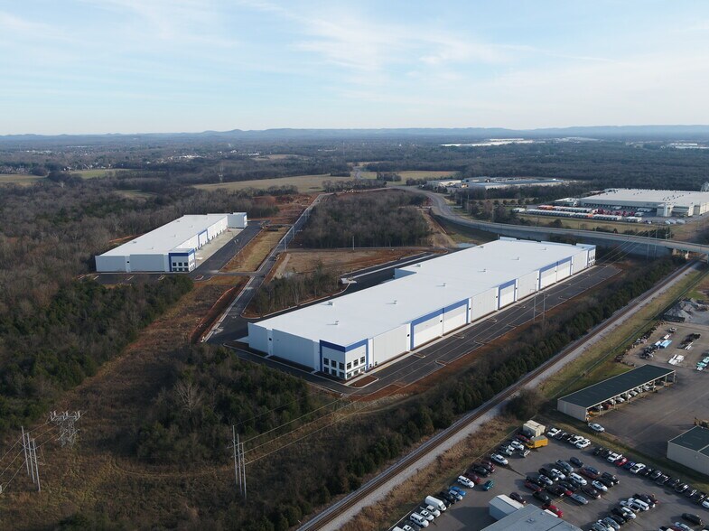 More Photos Of 315 W Rutherford Blvd, Murfreesboro Unknown For Lease