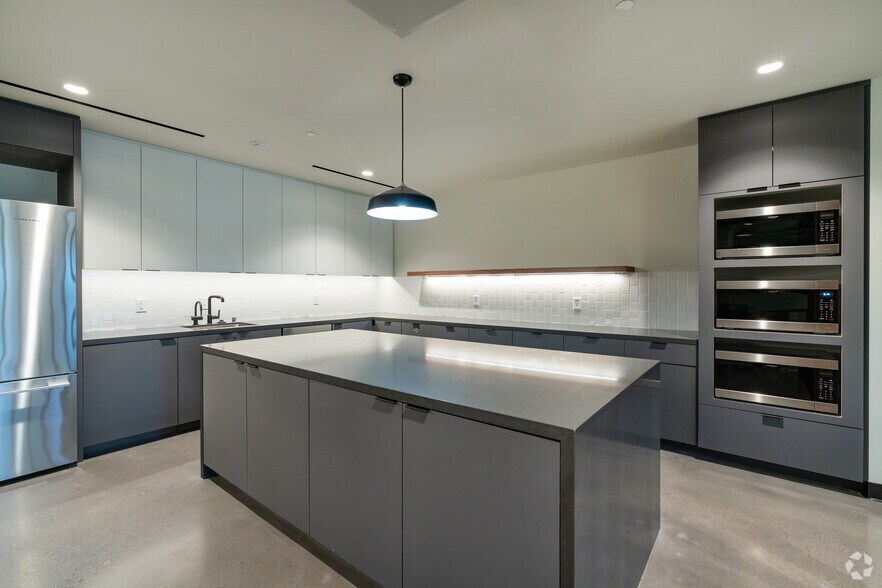 More Photos Of 2121 S El Camino Real, San Mateo Office For Lease