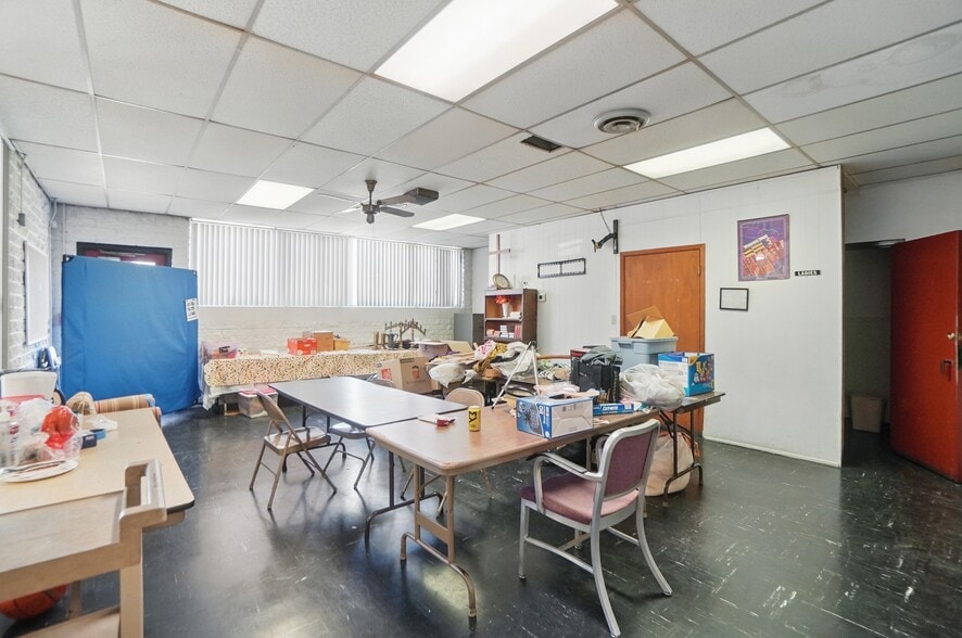 More Photos Of 1708 Baymiller St, Cincinnati Religious Facility For Sale