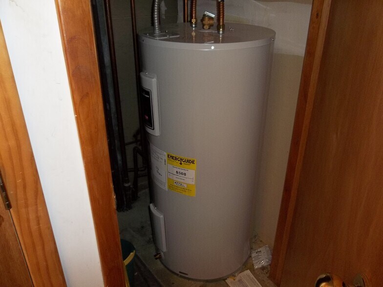 More Photos Of 1390 35th Pkwy Pky, Chanute Religious Facility For Sale