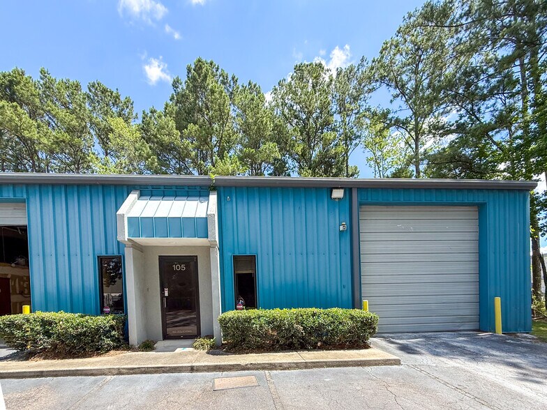 More Photos Of 4663 Franchise St, North Charleston Flex For Lease