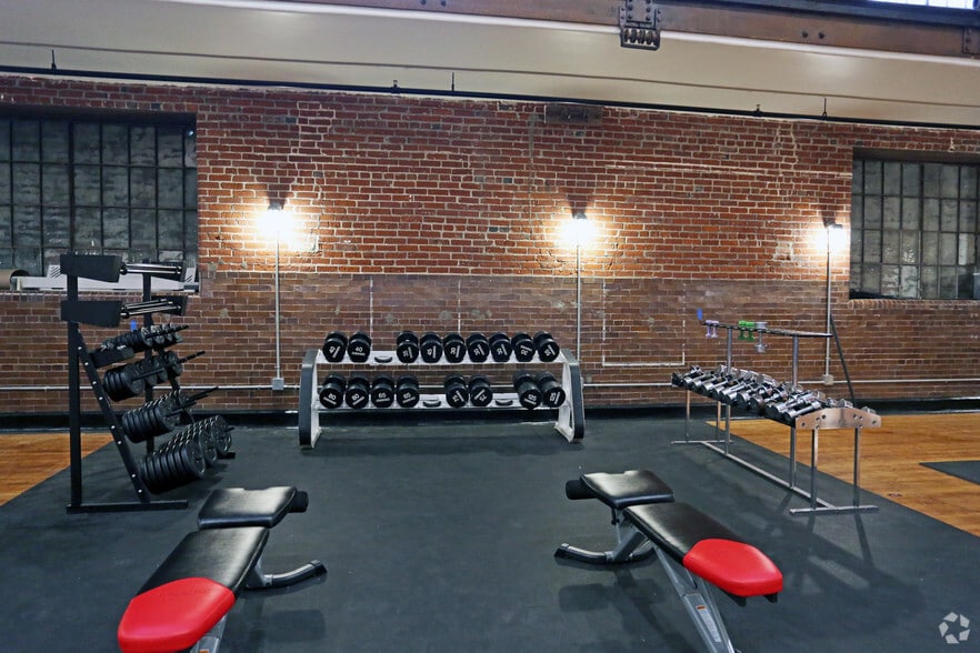 More Photos Of 220 S 47th St, Philadelphia Apartments For Lease