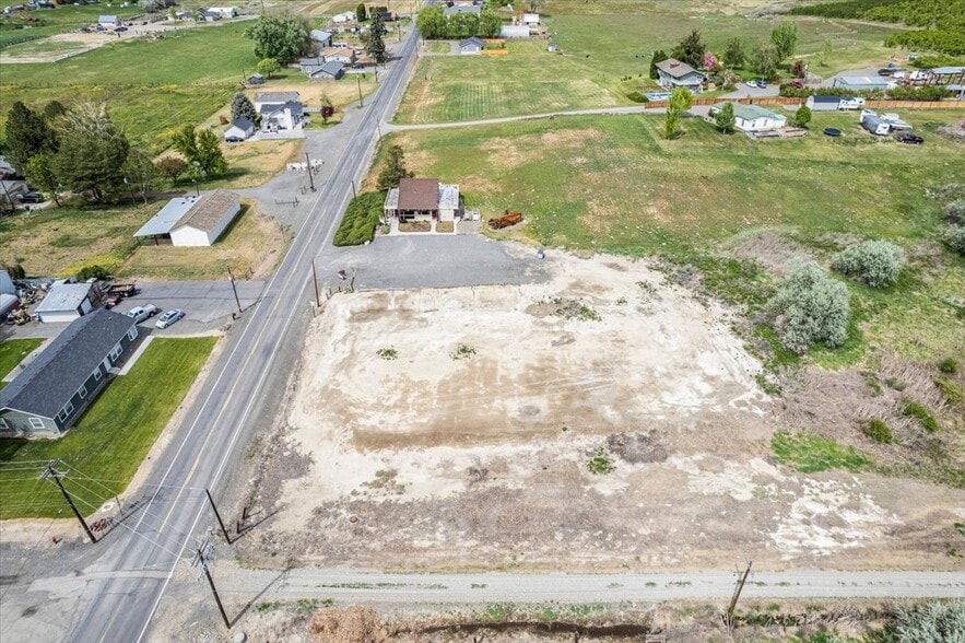 More Photos Of 781 Roza Dr, Zillah Healthcare For Sale