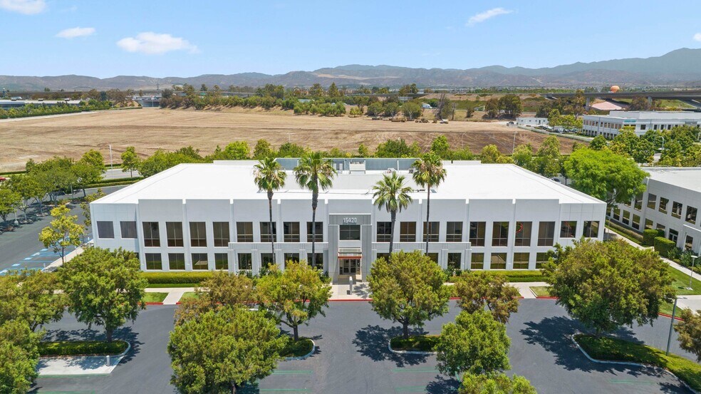 More Photos Of 46 Discovery, Irvine Unknown For Lease