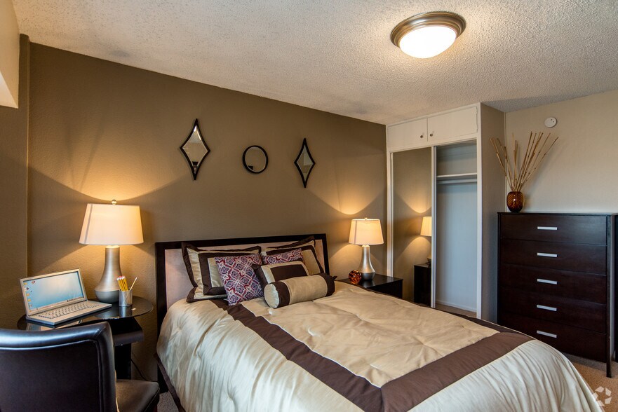 More Photos Of 901 N Sherman St, Denver Apartments For Lease