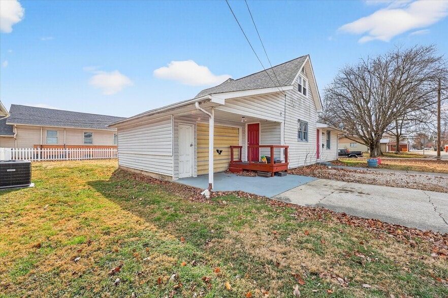 More Photos Of , Spencer Specialty For Sale