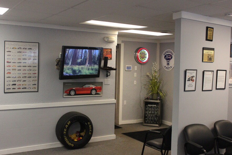 62356 Van Dyke Ave, Washington, MI 48094 Auto Dealership For Sale