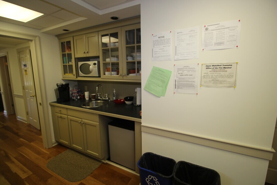 More Photos Of 1105 Taylorsville Rd, Washington Crossing Office Residential For Lease