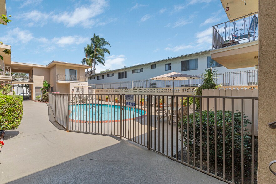 More Photos Of 3444 Emerald St, Torrance Apartments For Sale
